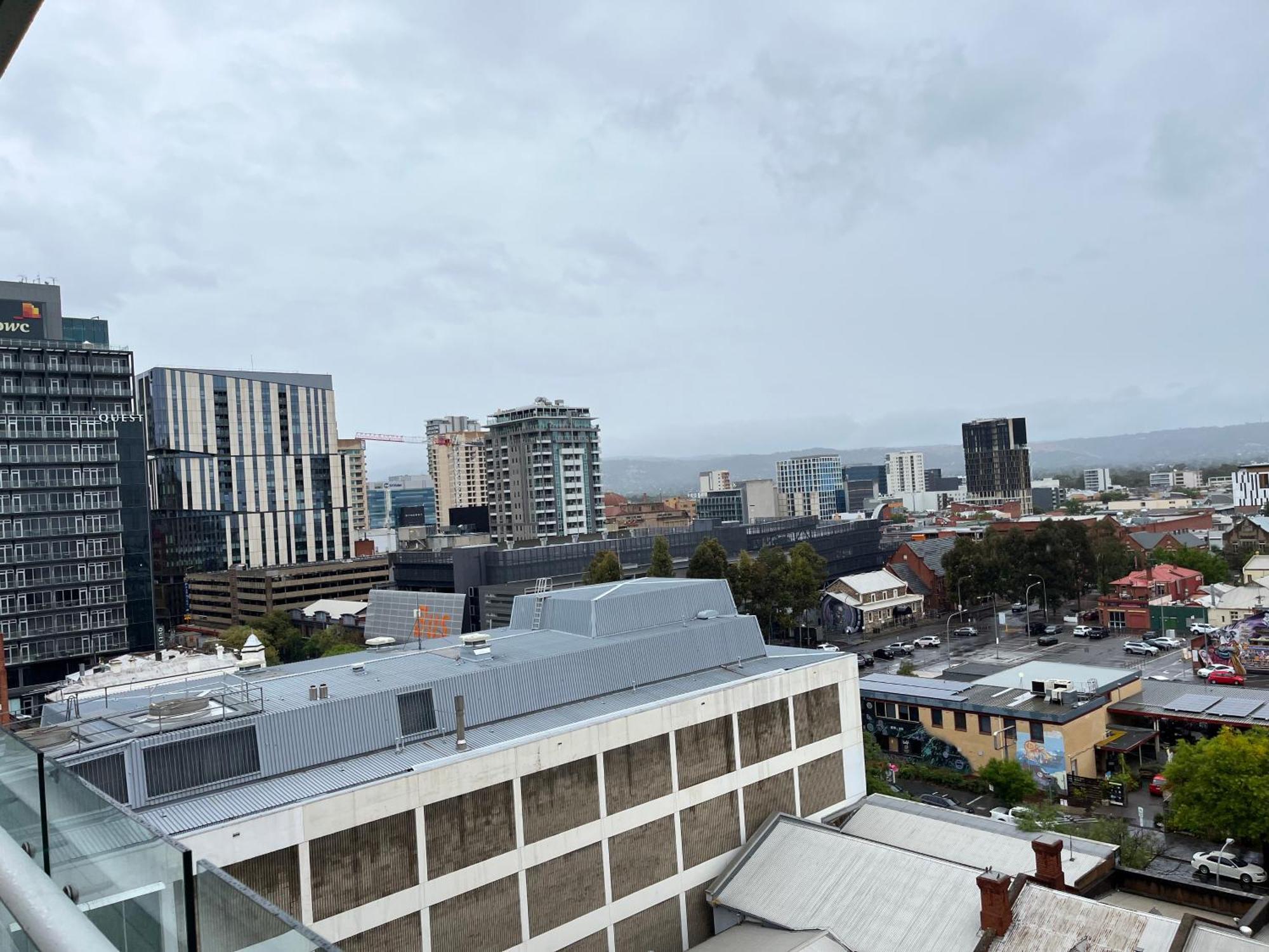 Tasha'S Apartments On Morphett Adelaide Exterior photo